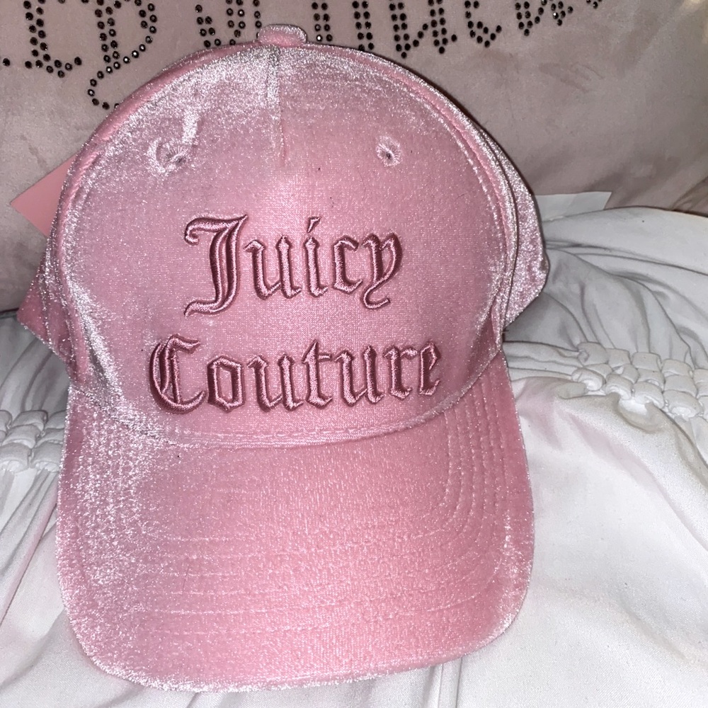 Juicy couture velvet hat 💕